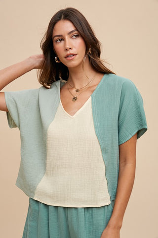 Color Block Cotton Gauze V-neck Top |SFB