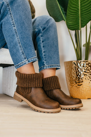 Corkys Quiver In Brown Oiled