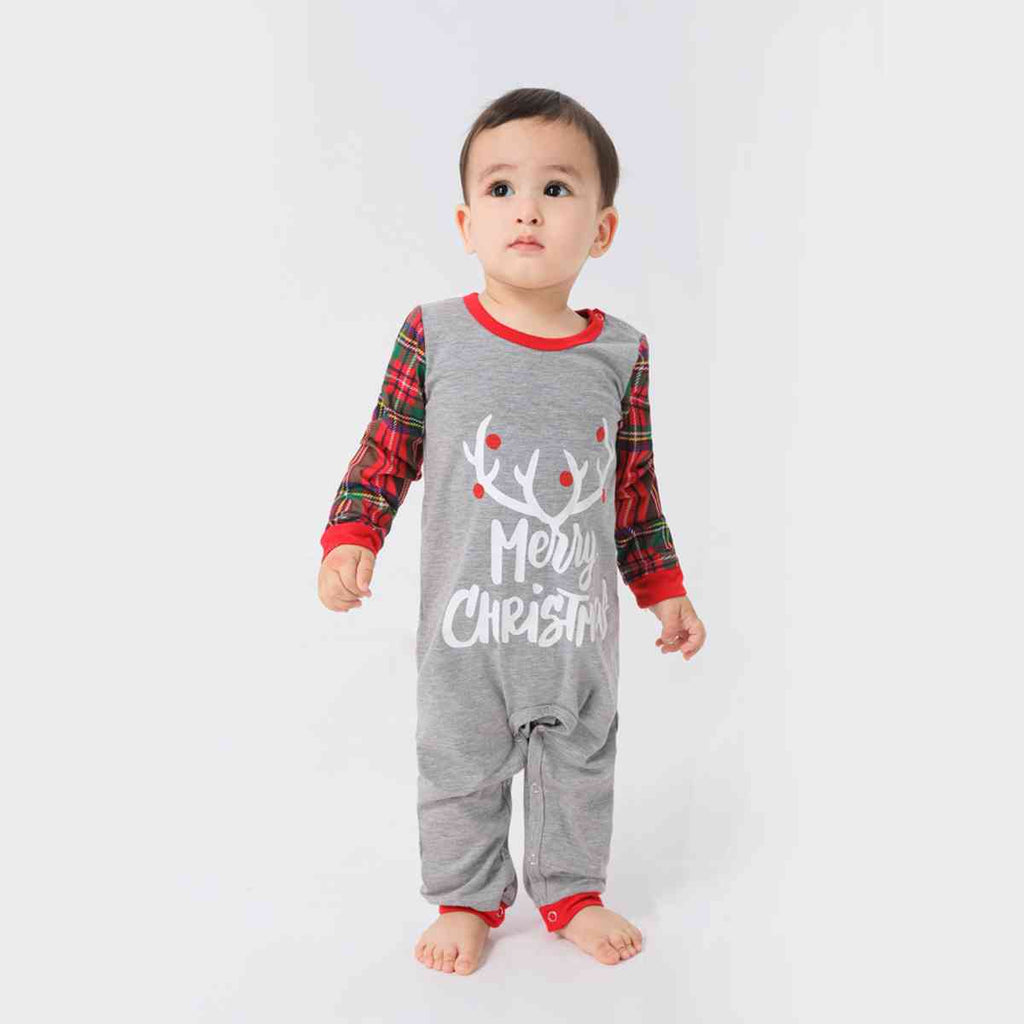 Baby MERRY CHRISTMAS Graphic Round Neck Jumpsuit