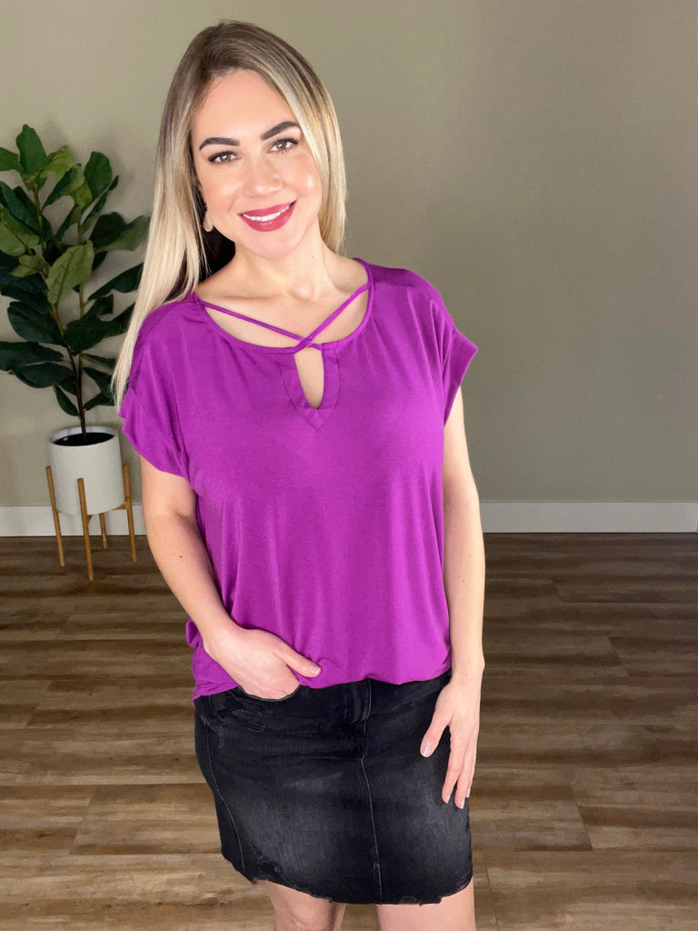 2.16 Criss Cross Front Top In Vibrant Violet