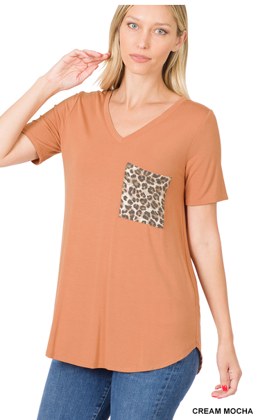 Hold My Hand Top Leopard Pocket Top |SFB