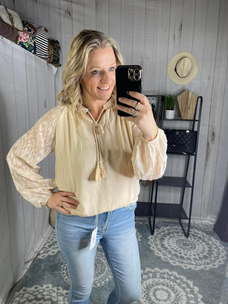 Carefree Days Leopard Bubble Sleeve Blouse |SFB